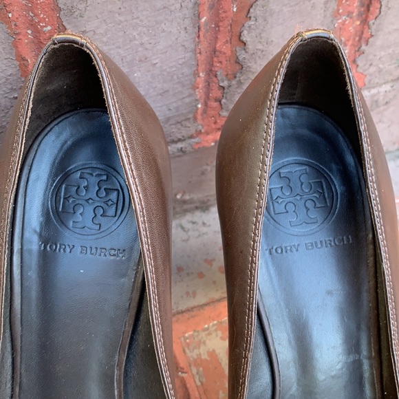 Tory Burch Betty Pump Calf Leather - Picture 9 of 16